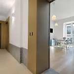 Lägenhet Baires Milano
