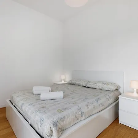 Apartament Baires Mediolan